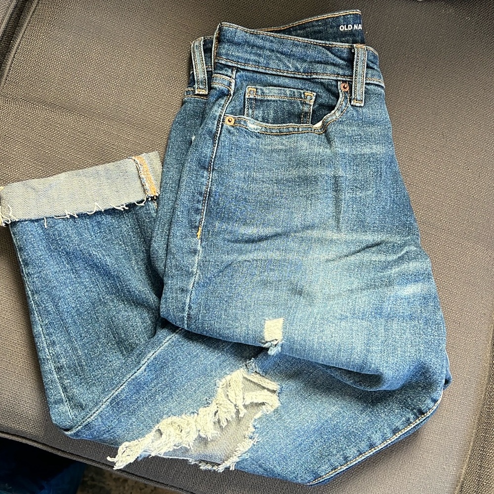 Old Navy distressed high rise curvy OG straight jeans size 4